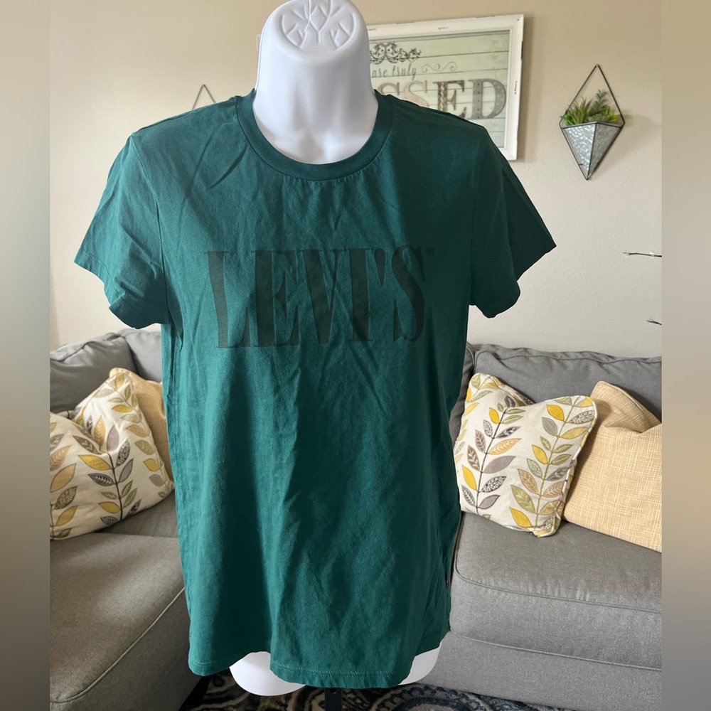Levi's Green Short Sleeve Tee